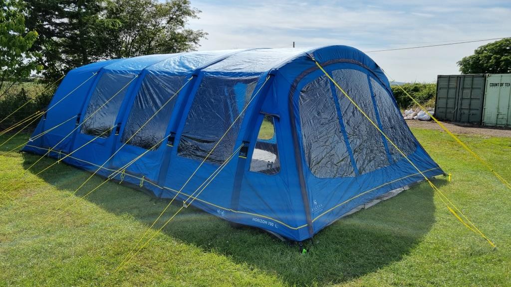Hi Gear Horizon 700 Inflatable Blackout Tent