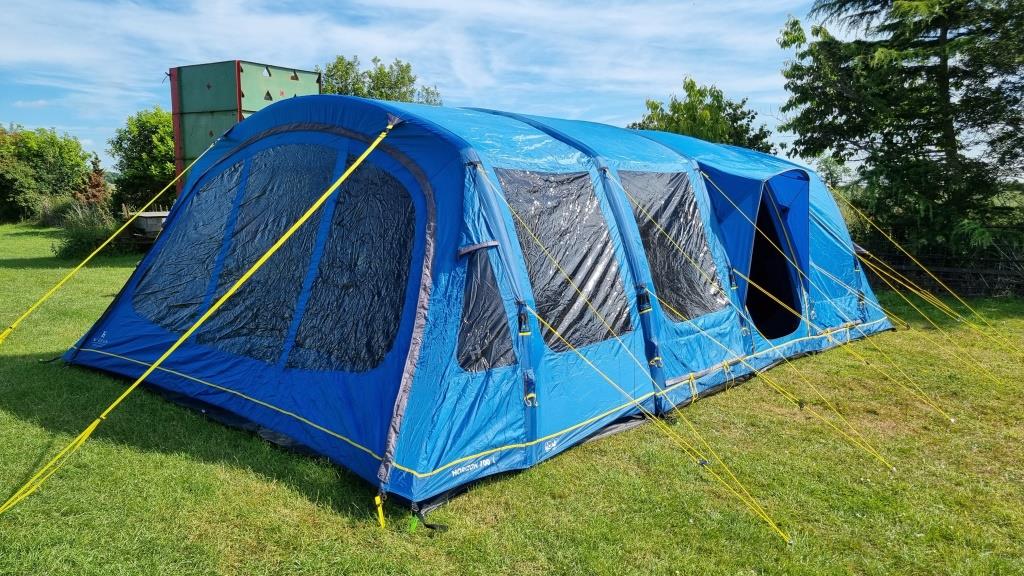 Hi Gear Horizon 700 Inflatable Blackout Tent