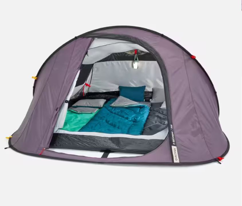 VCO // Quechua 3 Berth Pop Up Tent